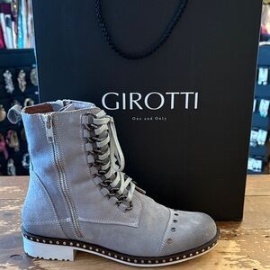 Girotti Women's Gray Ankle Boots